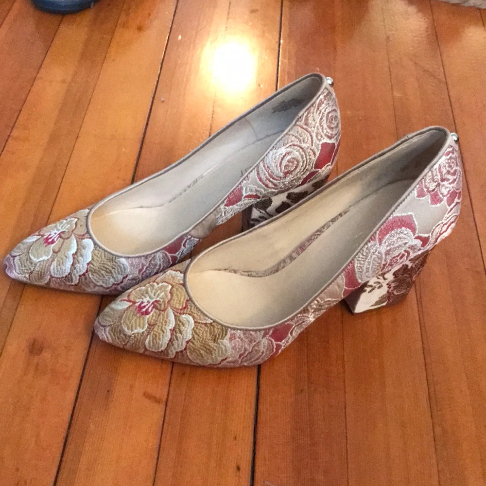 Nine West Jacquard Pumps